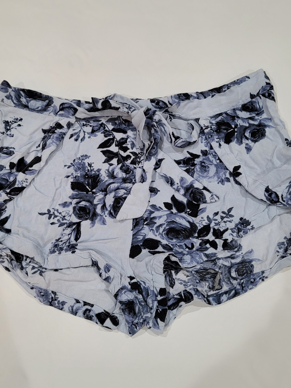 Kendall & Kylie Light Blue Floral Tie-Waist High Waist Shorts